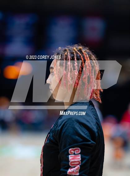 Thumbnail 2 in Kell vs Warner Robins (GHSA 5A State Championship) photogallery.
