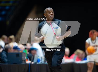 Thumbnail 2 in Kell vs Warner Robins (GHSA 5A State Championship) photogallery.