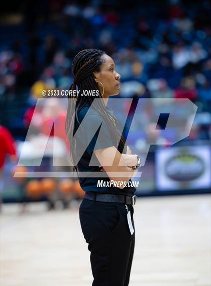 Thumbnail 1 in Kell vs Warner Robins (GHSA 5A State Championship) photogallery.