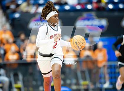 Thumbnail 3 in Kell vs Warner Robins (GHSA 5A State Championship) photogallery.