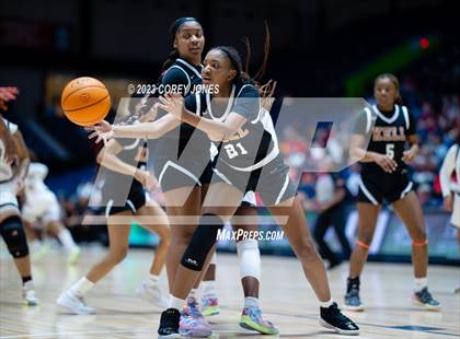 Thumbnail 1 in Kell vs Warner Robins (GHSA 5A State Championship) photogallery.