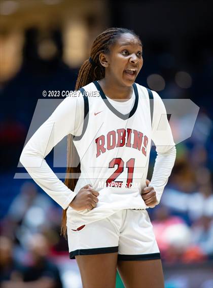 Thumbnail 3 in Kell vs Warner Robins (GHSA 5A State Championship) photogallery.