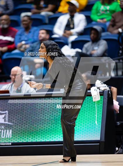 Thumbnail 2 in Kell vs Warner Robins (GHSA 5A State Championship) photogallery.