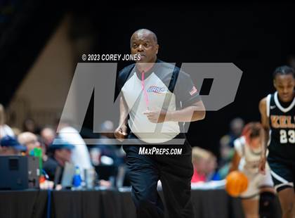 Thumbnail 1 in Kell vs Warner Robins (GHSA 5A State Championship) photogallery.