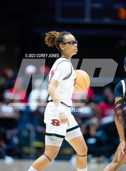 Thumbnail 2 in Kell vs Warner Robins (GHSA 5A State Championship) photogallery.