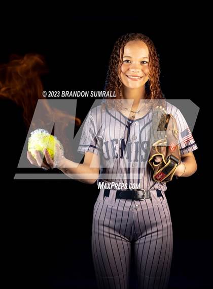 Thumbnail 1 in Jemison (Team & Individuals) photogallery.