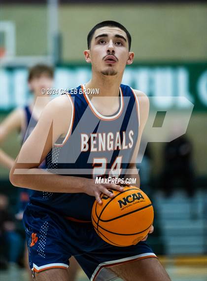 Thumbnail 2 in Brighton vs. Logan (Utah Autism Holiday Classic) photogallery.