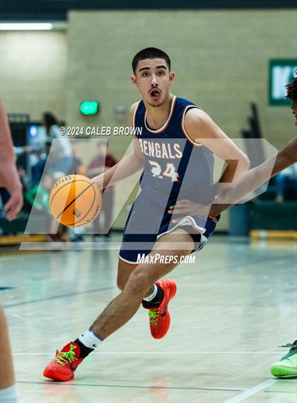 Thumbnail 2 in Brighton vs. Logan (Utah Autism Holiday Classic) photogallery.