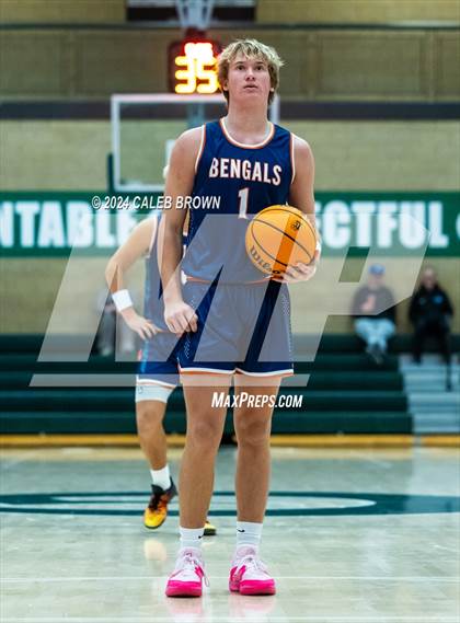 Thumbnail 1 in Brighton vs. Logan (Utah Autism Holiday Classic) photogallery.
