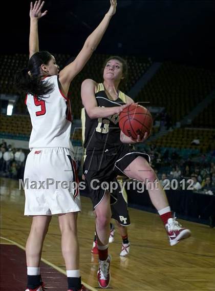 Thumbnail 3 in Regis Jesuit vs. Palmer (CHSAA 5A Great 8) photogallery.