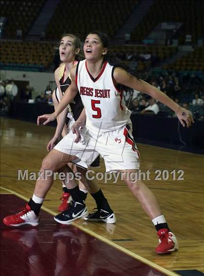 Thumbnail 1 in Regis Jesuit vs. Palmer (CHSAA 5A Great 8) photogallery.