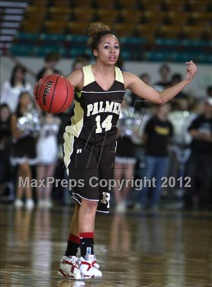 Thumbnail 3 in Regis Jesuit vs. Palmer (CHSAA 5A Great 8) photogallery.