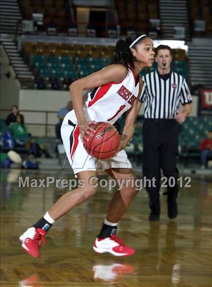 Thumbnail 2 in Regis Jesuit vs. Palmer (CHSAA 5A Great 8) photogallery.