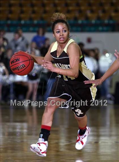 Thumbnail 1 in Regis Jesuit vs. Palmer (CHSAA 5A Great 8) photogallery.