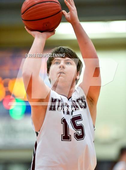 Thumbnail 2 in Perryville vs. Mansfield (AAA 3A Regional Playoff) photogallery.