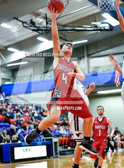 Thumbnail 3 in Perryville vs. Mansfield (AAA 3A Regional Playoff) photogallery.