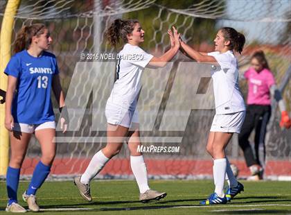 Thumbnail 3 in Santa Teresa vs. Menlo School (Firebird Classic) photogallery.