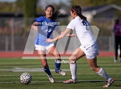 Thumbnail 1 in Santa Teresa vs. Menlo School (Firebird Classic) photogallery.