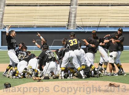 Thumbnail 1 in Cleveland vs. San Fernando (CIF LACS D1 Final) photogallery.