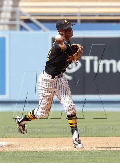 Thumbnail 3 in Cleveland vs. San Fernando (CIF LACS D1 Final) photogallery.