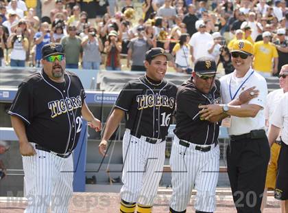 Thumbnail 3 in Cleveland vs. San Fernando (CIF LACS D1 Final) photogallery.