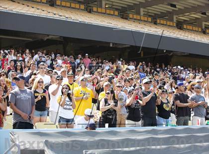 Thumbnail 3 in Cleveland vs. San Fernando (CIF LACS D1 Final) photogallery.