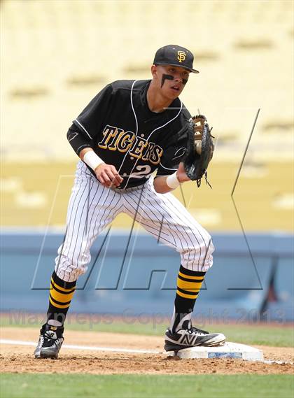 Thumbnail 1 in Cleveland vs. San Fernando (CIF LACS D1 Final) photogallery.