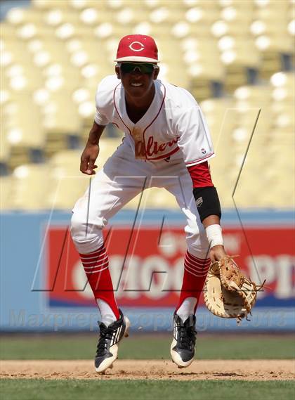 Thumbnail 3 in Cleveland vs. San Fernando (CIF LACS D1 Final) photogallery.