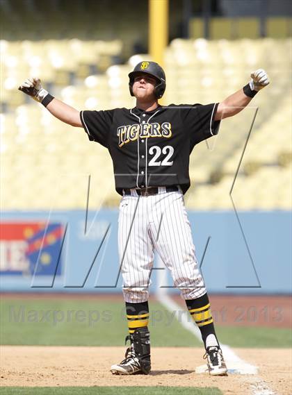Thumbnail 1 in Cleveland vs. San Fernando (CIF LACS D1 Final) photogallery.