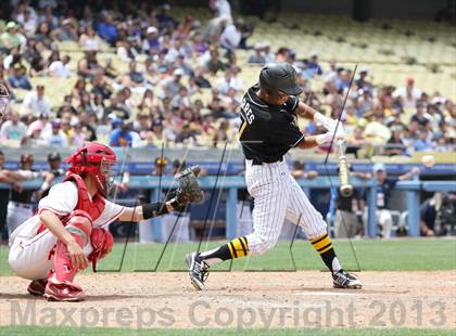 Thumbnail 3 in Cleveland vs. San Fernando (CIF LACS D1 Final) photogallery.