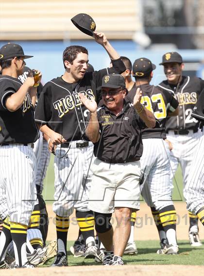 Thumbnail 1 in Cleveland vs. San Fernando (CIF LACS D1 Final) photogallery.