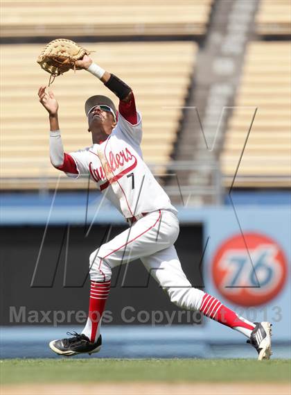 Thumbnail 3 in Cleveland vs. San Fernando (CIF LACS D1 Final) photogallery.