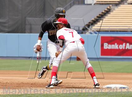 Thumbnail 3 in Cleveland vs. San Fernando (CIF LACS D1 Final) photogallery.