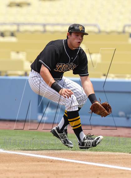 Thumbnail 3 in Cleveland vs. San Fernando (CIF LACS D1 Final) photogallery.