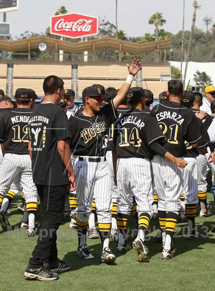 Thumbnail 1 in Cleveland vs. San Fernando (CIF LACS D1 Final) photogallery.