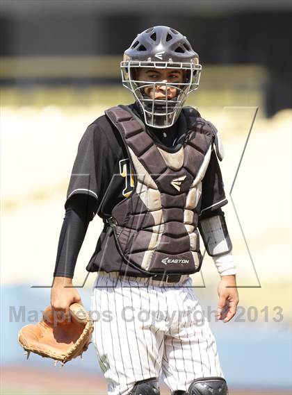 Thumbnail 3 in Cleveland vs. San Fernando (CIF LACS D1 Final) photogallery.