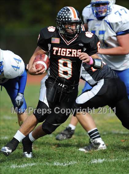 Thumbnail 2 in Ardsley @ Croton-Harmon (Section 1 Class B Quarterfinal) photogallery.