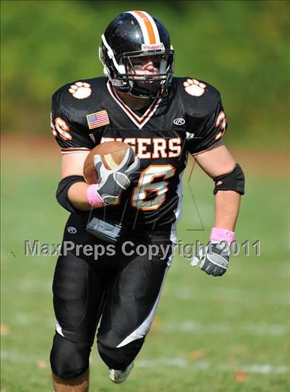 Thumbnail 2 in Ardsley @ Croton-Harmon (Section 1 Class B Quarterfinal) photogallery.