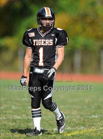Thumbnail 3 in Ardsley @ Croton-Harmon (Section 1 Class B Quarterfinal) photogallery.