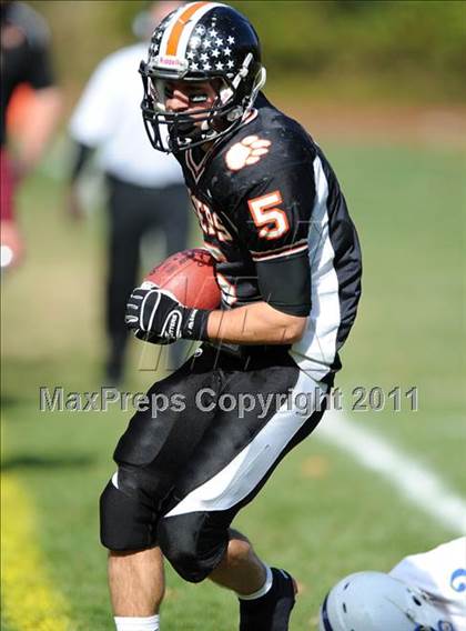 Thumbnail 2 in Ardsley @ Croton-Harmon (Section 1 Class B Quarterfinal) photogallery.