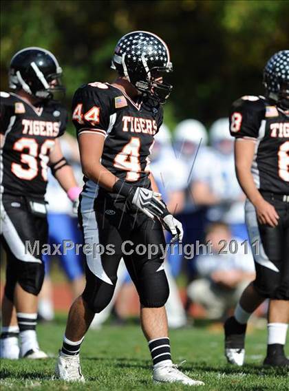 Thumbnail 1 in Ardsley @ Croton-Harmon (Section 1 Class B Quarterfinal) photogallery.