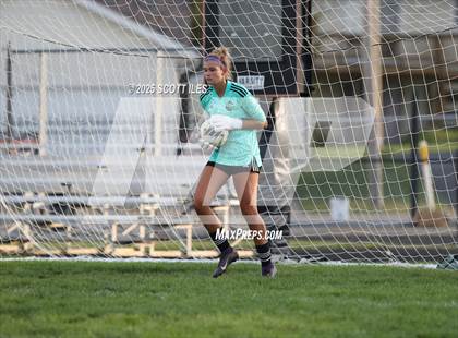 Thumbnail 1 in JV: Bloom-Carroll @ Amanda-Clearcreek photogallery.