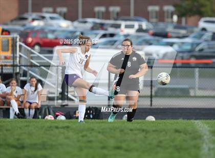 Thumbnail 2 in JV: Bloom-Carroll @ Amanda-Clearcreek photogallery.