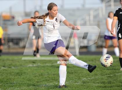 Thumbnail 3 in JV: Bloom-Carroll @ Amanda-Clearcreek photogallery.