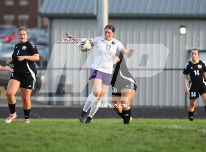Thumbnail 1 in JV: Bloom-Carroll @ Amanda-Clearcreek photogallery.