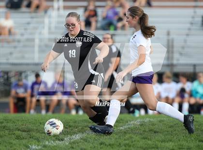 Thumbnail 3 in JV: Bloom-Carroll @ Amanda-Clearcreek photogallery.