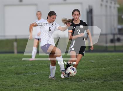 Thumbnail 3 in JV: Bloom-Carroll @ Amanda-Clearcreek photogallery.