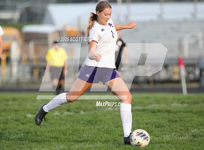 Thumbnail 2 in JV: Bloom-Carroll @ Amanda-Clearcreek photogallery.