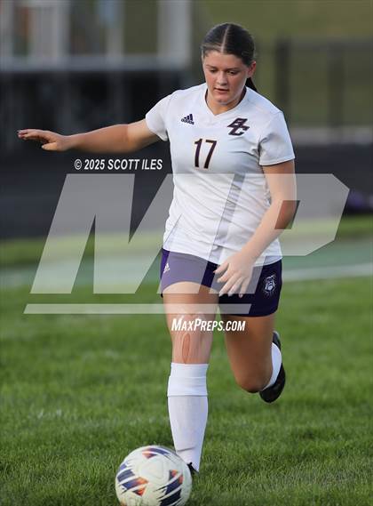Thumbnail 1 in JV: Bloom-Carroll @ Amanda-Clearcreek photogallery.