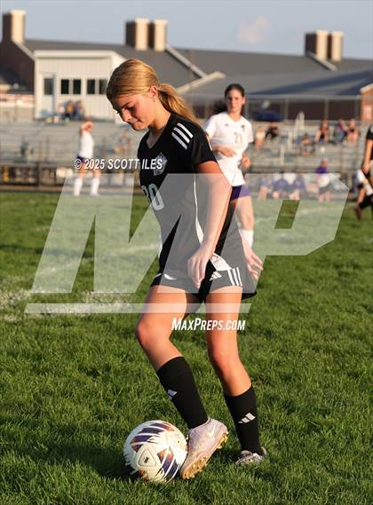 Thumbnail 3 in JV: Bloom-Carroll @ Amanda-Clearcreek photogallery.